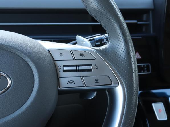 Hyundai Staria I с пробегом 2022 года, цена 5 490 000 рублей, 96632 км, минивэн, Автокод Объявления