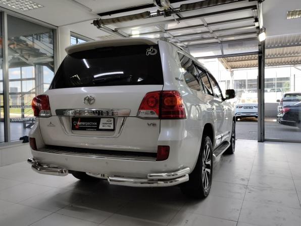 Toyota Land Cruiser 200 Series Рестайлинг 1 с пробегом 2015 года, цена 4 400 000 рублей, 265184 км, внедорожник, Автокод Объявления