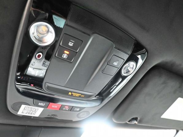 Kia Sportage V с пробегом 2025 года, цена 4 979 900 рублей, 5000 км, внедорожник, Автокод Объявления