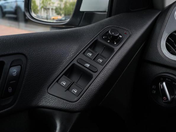 Volkswagen Tiguan I Рестайлинг с пробегом 2014 года, цена 1 095 000 рублей, 184600 км, внедорожник, Автокод Объявления
