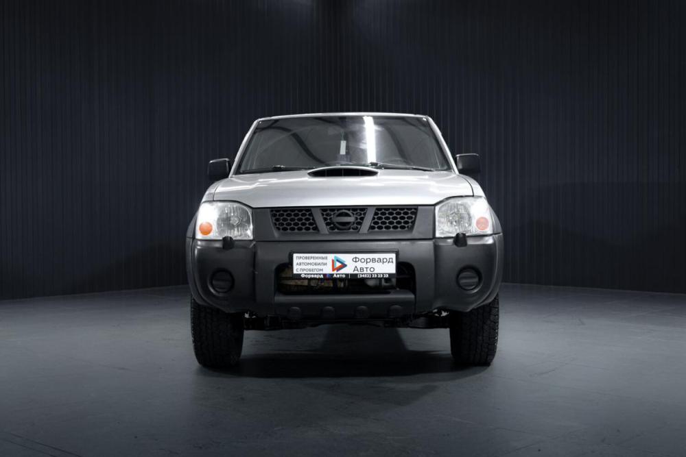 Nissan NP300 Тюмень  - изображение 2