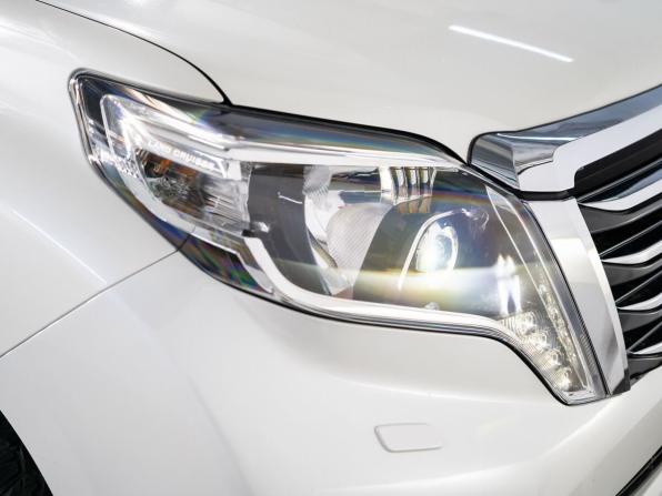 Toyota Land Cruiser Prado 150 Series Рестайлинг 1 с пробегом 2015 года, цена 3 690 500 рублей, 140677 км, внедорожник, Автокод Объявления