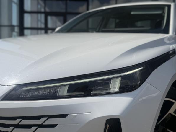 Changan Lamore с пробегом 2023 года, цена 1 825 000 рублей, 21575 км, седан, Автокод Объявления