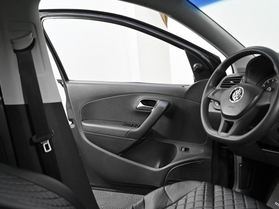 Volkswagen Polo V Рестайлинг Москва  - изображение 9