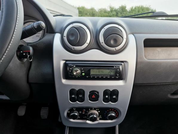 Renault Sandero I с пробегом 2010 года, цена 474 000 рублей, 211412 км, хэтчбек, Автокод Объявления