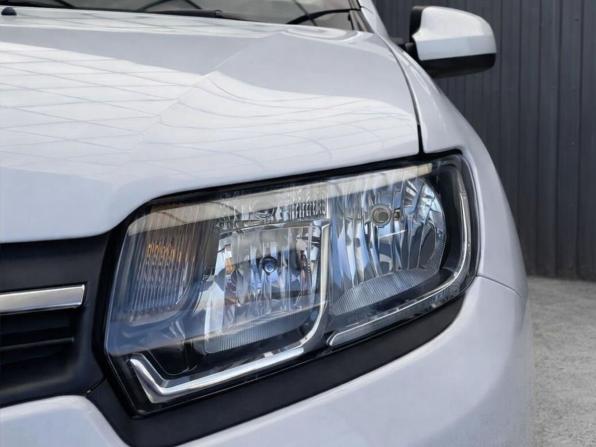 Renault Logan II с пробегом 2017 года, цена 917 000 рублей, 93800 км, седан, Автокод Объявления