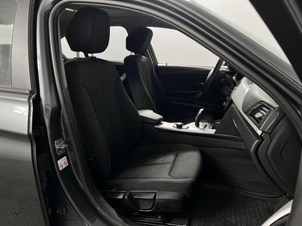 BMW 3 серии VI (F3x) Рестайлинг с пробегом 2018 года, цена 1 380 200 рублей, 124529 км, седан, Автокод Объявления