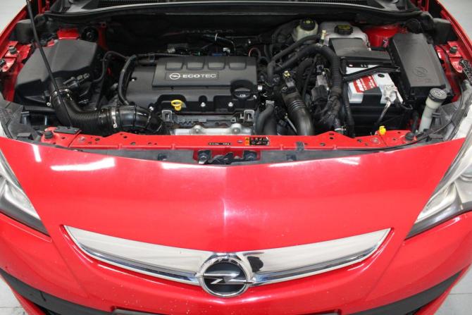 Opel Astra J Рестайлинг с пробегом 2012 года, цена 999 000 рублей, 137469 км, хэтчбек, Автокод Объявления