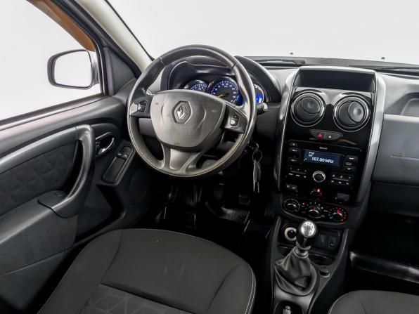 Renault Duster I Рестайлинг с пробегом 2017 года, цена 1 350 000 рублей, 87399 км, внедорожник, Автокод Объявления