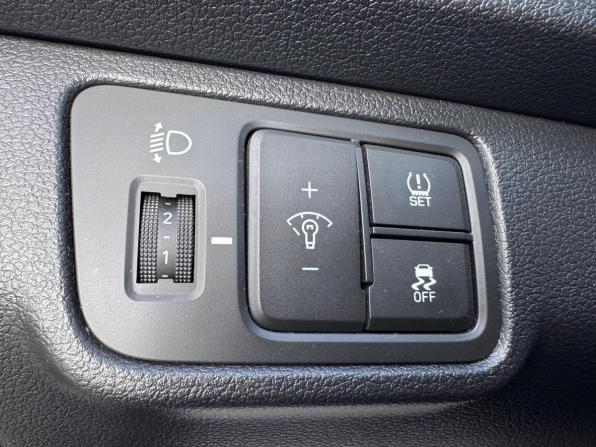 Hyundai Solaris II с пробегом 2019 года, цена 1 390 000 рублей, 134500 км, седан, Автокод Объявления