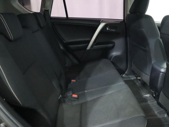 Toyota RAV4 IV (XA40) Рестайлинг с пробегом 2015 года, цена 2 450 000 рублей, 133613 км, внедорожник, Автокод Объявления