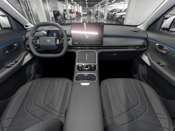 Geely Galaxy Starship 7 с пробегом 2026 года, цена 3 900 000 рублей, 11 км, внедорожник, Автокод Объявления