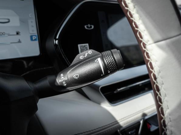 Geely Monjaro I с пробегом 2023 года, цена 3 412 500 рублей, 12068 км, внедорожник, Автокод Объявления