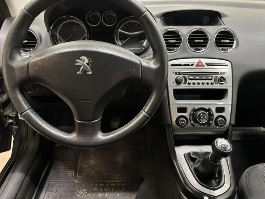 Peugeot 408 I Саратов  - изображение 9