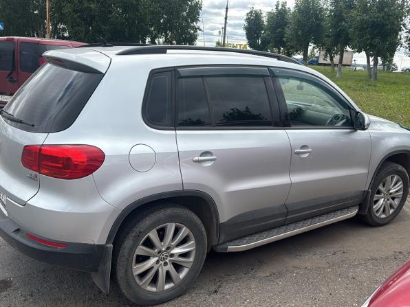 Volkswagen Tiguan I Рестайлинг с пробегом 2011 года, цена 1 000 000 рублей, 158675 км, внедорожник, Автокод Объявления