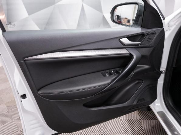 Lada (ВАЗ) Vesta I Рестайлинг (NG) с пробегом 2025 года, цена 1 399 000 рублей, 33593 км, седан, Автокод Объявления