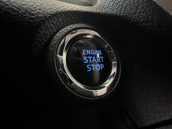 Toyota Camry VII (XV50) Рестайлинг с пробегом 2016 года, цена 2 019 000 рублей, 190363 км, седан, Автокод Объявления