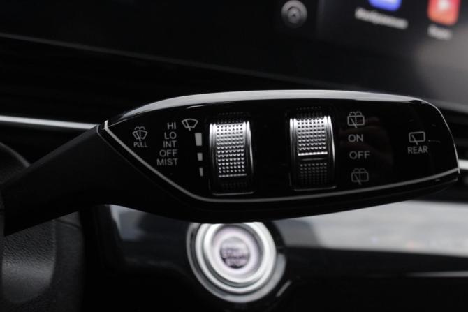 Omoda C5 I с пробегом 2023 года, цена 1 935 000 рублей, 27003 км, внедорожник, Автокод Объявления