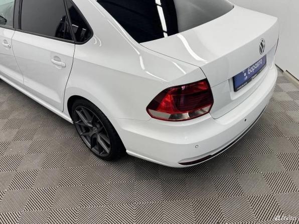 Volkswagen Polo V Рестайлинг с пробегом 2018 года, цена 1 375 000 рублей, 113002 км, седан, Автокод Объявления