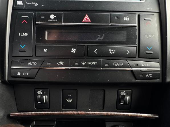 Toyota Camry VII (XV50) Рестайлинг 2 с пробегом 2017 года, цена 2 170 000 рублей, 183533 км, седан, Автокод Объявления