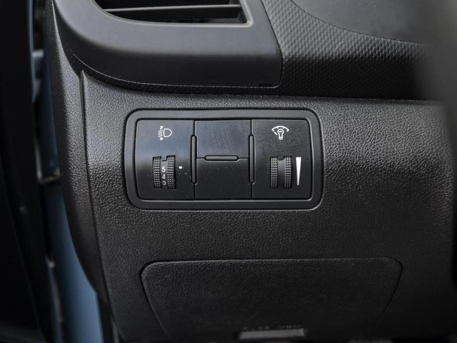 Hyundai Solaris I Курган  - изображение 15