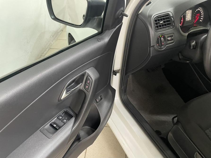 Volkswagen Polo V Рестайлинг Воронеж  - изображение 17