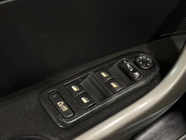Peugeot 308 I Рестайлинг с пробегом 2012 года, цена 380 000 рублей, 212736 км, хэтчбек, Автокод Объявления