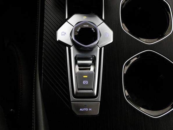 Changan UNI-K с пробегом 2023 года, цена 2 890 000 рублей, 36268 км, внедорожник, Автокод Объявления