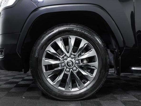 Toyota Land Cruiser 300 Series с пробегом 2021 года, цена 9 500 000 рублей, 77289 км, внедорожник, Автокод Объявления