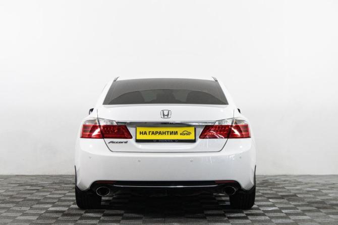 Honda Accord IX с пробегом 2013 года, цена 1 759 000 рублей, 204144 км, седан, Автокод Объявления
