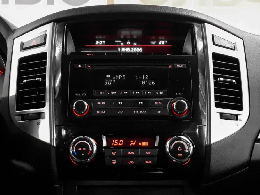 Mitsubishi Pajero IV Рестайлинг 2 Москва  - изображение 14