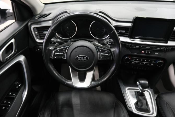 Kia Ceed III с пробегом 2018 года, цена 1 579 000 рублей, 78500 км, хэтчбек, Автокод Объявления