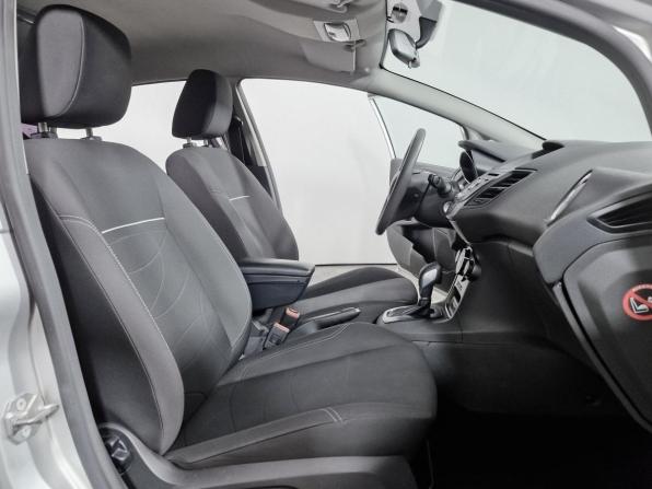 Ford Fiesta Mk6 Рестайлинг с пробегом 2016 года, цена 905 000 рублей, 120542 км, хэтчбек, Автокод Объявления