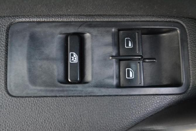 Volkswagen Polo V с пробегом 2014 года, цена 730 000 рублей, 233760 км, седан, Автокод Объявления