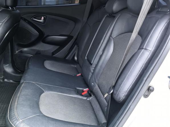 Hyundai ix35 I Рестайлинг с пробегом 2013 года, цена 1 329 000 рублей, 170000 км, внедорожник, Автокод Объявления