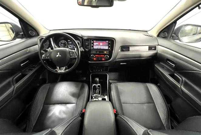 Mitsubishi Outlander III Рестайлинг 3 с пробегом 2019 года, цена 2 650 000 рублей, 155260 км, внедорожник, Автокод Объявления