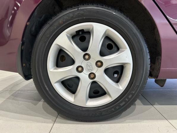 Hyundai Solaris I с пробегом 2012 года, цена 770 000 рублей, 63235 км, седан, Автокод Объявления