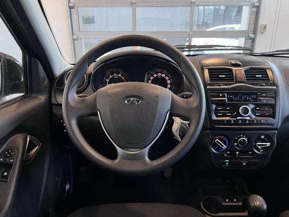 Lada (ВАЗ) Granta I Рестайлинг с пробегом 2024 года, цена 856 000 рублей, 45017 км, лифтбек, Автокод Объявления