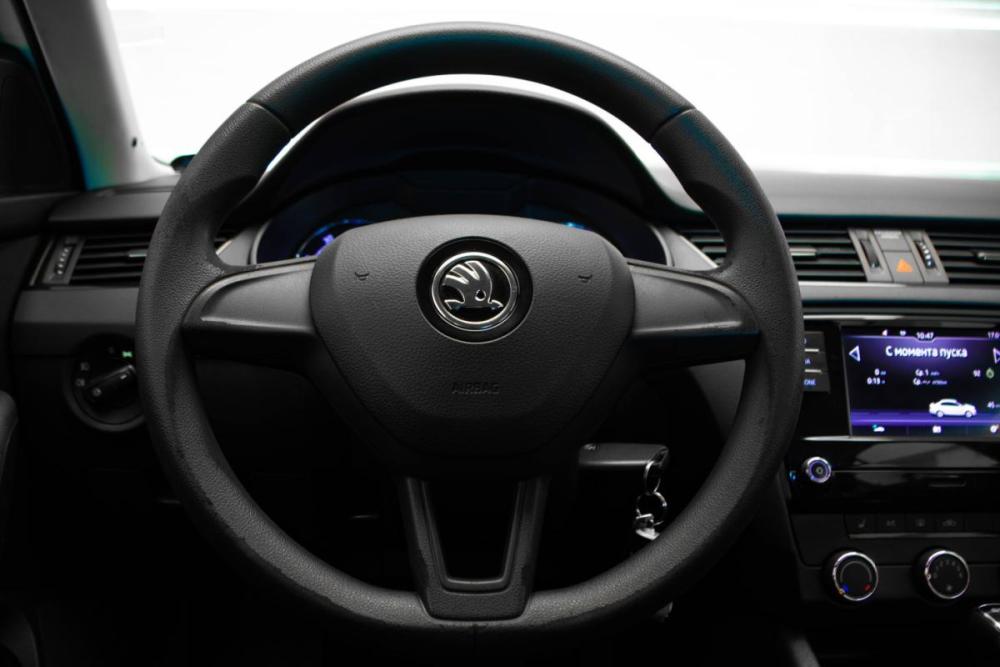 Skoda Octavia III (A7) Рестайлинг Москва  - изображение 11