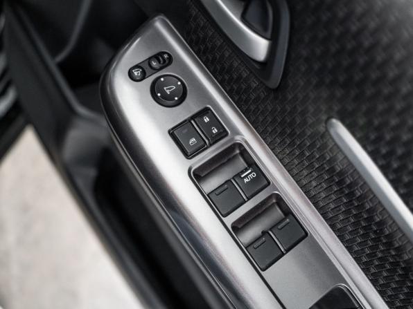 Honda Stepwgn V Рестайлинг с пробегом 2017 года, цена 2 230 000 рублей, 79007 км, минивэн, Автокод Объявления