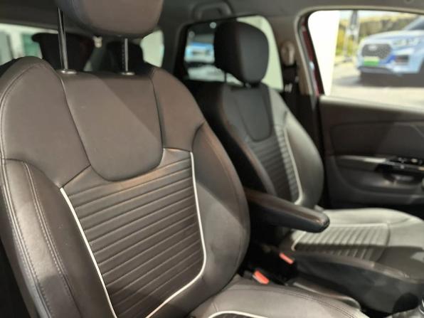Renault Kaptur I с пробегом 2019 года, цена 1 385 000 рублей, 69000 км, внедорожник, Автокод Объявления
