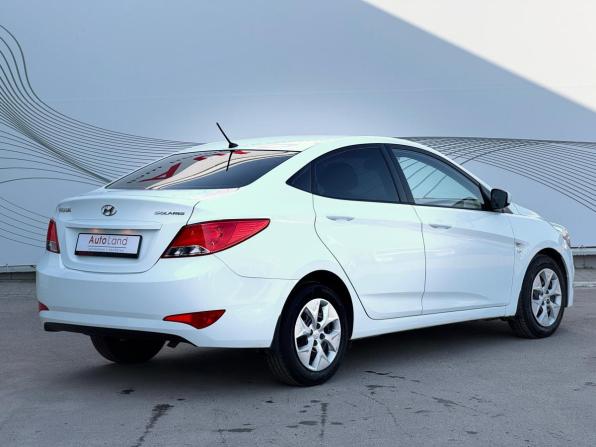 Hyundai Solaris I Рестайлинг с пробегом 2015 года, цена 1 130 000 рублей, 119972 км, седан, Автокод Объявления