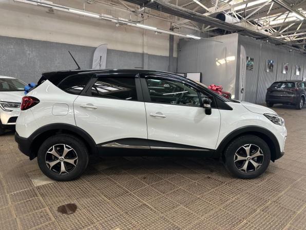 Renault Kaptur I Рестайлинг с пробегом 2021 года, цена 1 400 000 рублей, 35573 км, внедорожник, Автокод Объявления