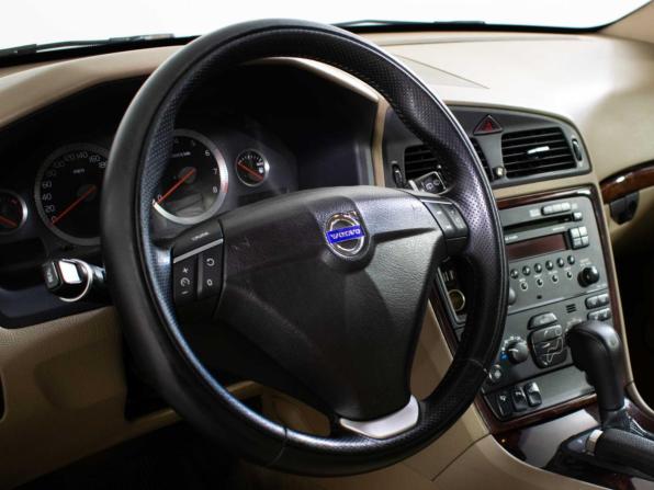 Volvo XC70 I Рестайлинг с пробегом 2007 года, цена 725 000 рублей, 232530 км, универсал, Автокод Объявления