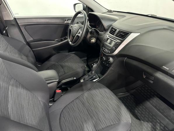 Hyundai Solaris I Рестайлинг с пробегом 2016 года, цена 1 060 000 рублей, 119319 км, хэтчбек, Автокод Объявления