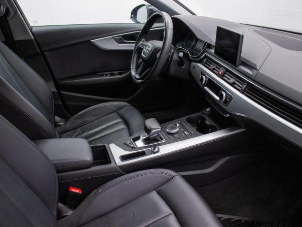 Audi A4 V (B9) с пробегом 2018 года, цена 2 479 000 рублей, 70904 км, седан, Автокод Объявления