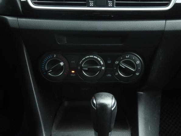 Mazda 3 III (BM) с пробегом 2014 года, цена 1 217 000 рублей, 126030 км, седан, Автокод Объявления