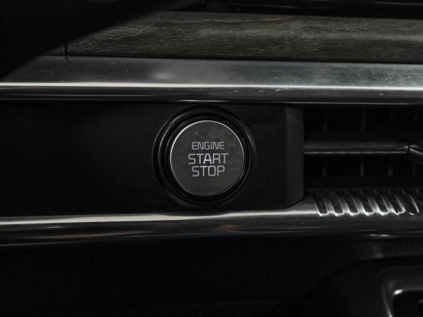 Kia K5 III с пробегом 2021 года, цена 2 348 000 рублей, 102428 км, седан, Автокод Объявления