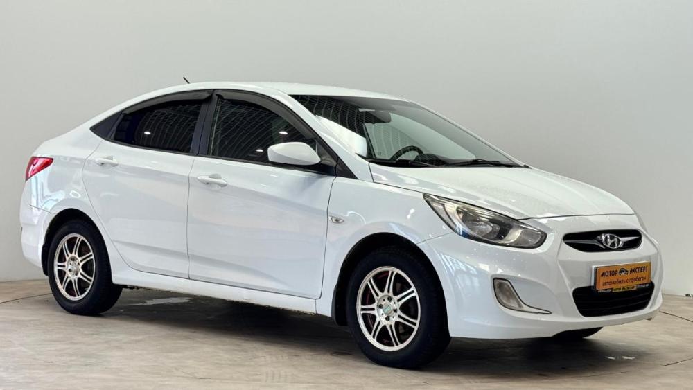 Hyundai Solaris I Киров  - изображение 6