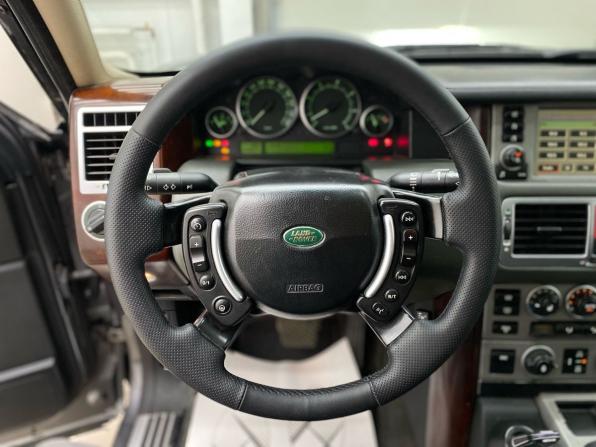 Land Rover Range Rover III Рестайлинг с пробегом 2006 года, цена 865 000 рублей, 259924 км, внедорожник, Автокод Объявления